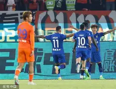 武汉三镇赛后门线救险，志在CBA季后赛名次提升，压力陡增，临场指挥获称赞的简单介绍