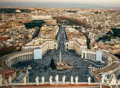 关于罗马训练开放日；赛后单刀错失引欢呼；英超在即；年轻球员得到机会的信息