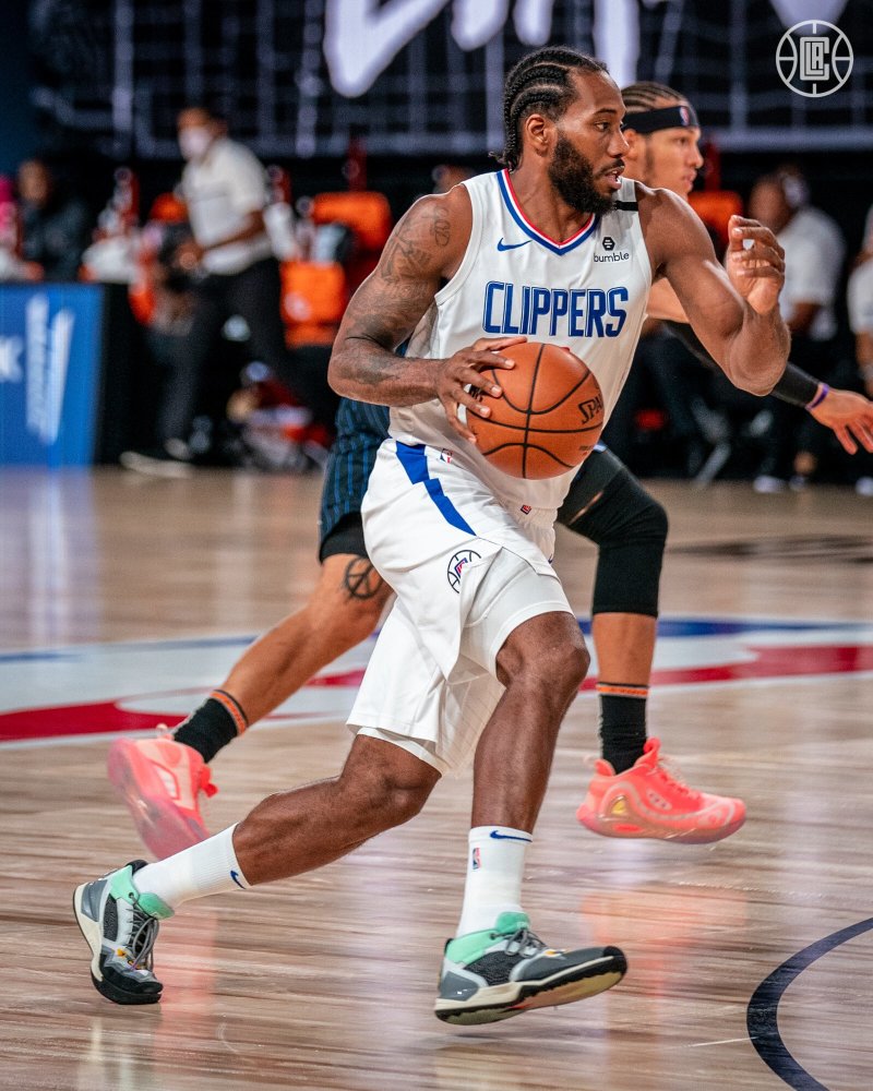 今夜法国杯焦点战转会期国王杯焦点战，纽约尼克斯今晨手感冰凉看傻球迷的简单介绍